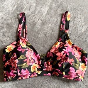 Forever 21/Plus Size/Floral Bikini Top/Multicolor